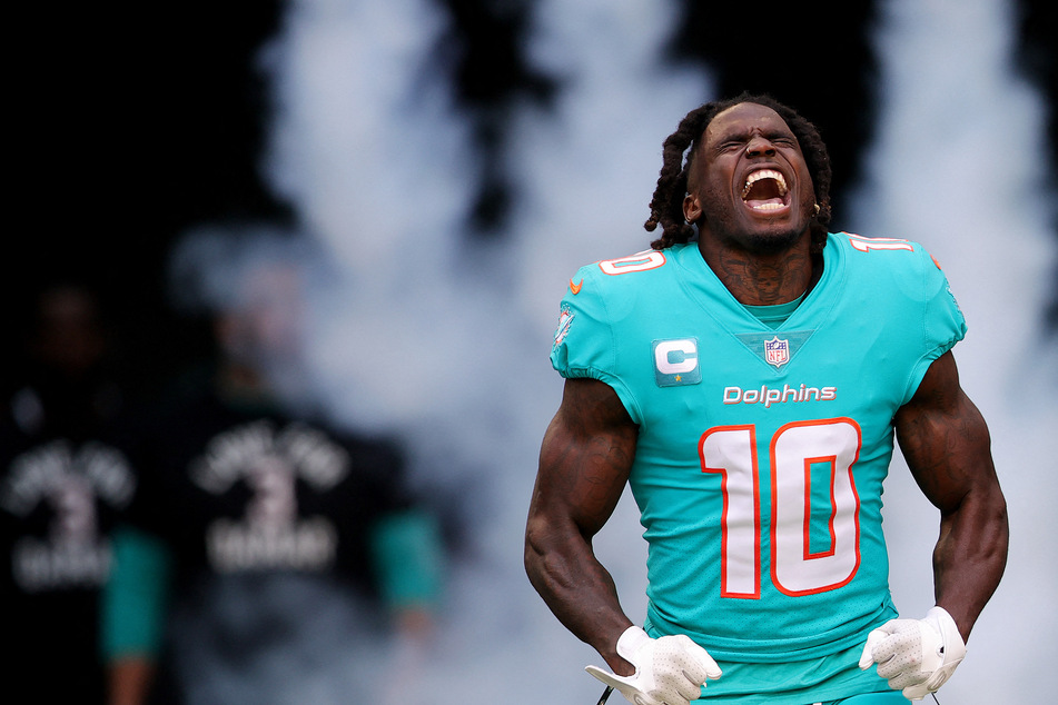 Dolphins star Tyreek Hill under investigation for alleged assault