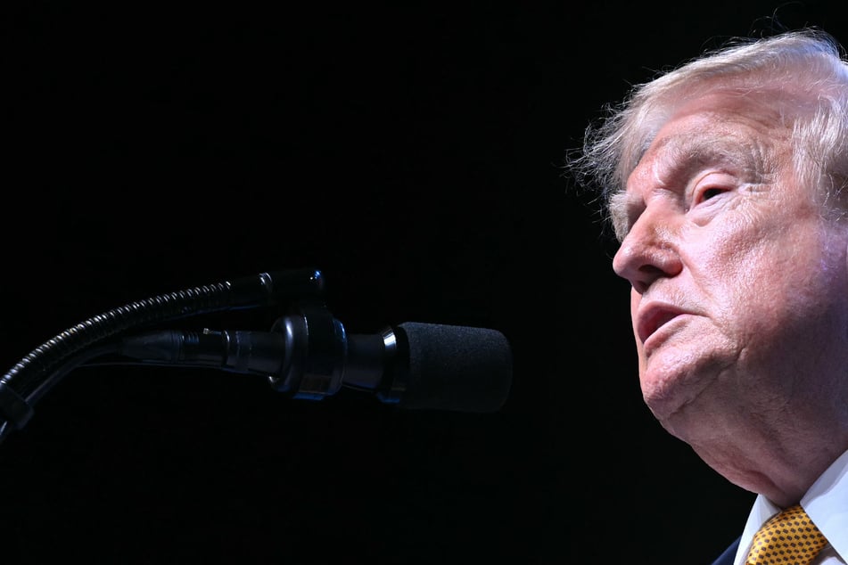 Trump orders fresh strikes on Iran over Hormuz attacks: "If it happens again, it will get much worse!"
