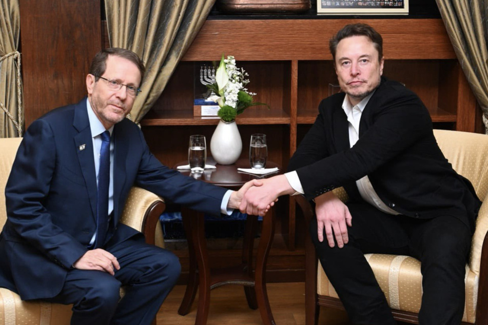 Israeli president tells Elon Musk he has "huge role" in fight against antisemitism during Israel visit