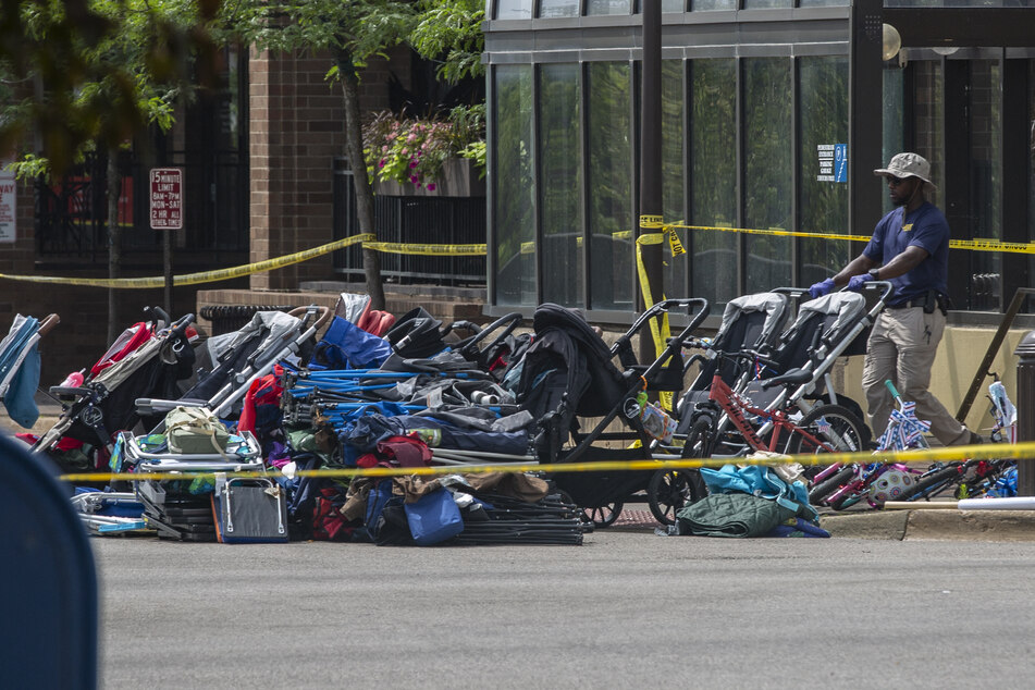 Highland Park shooting suspect reportedly considered bomb attack