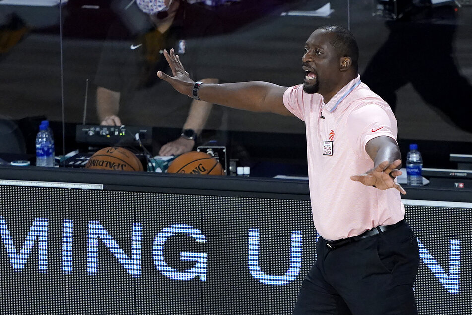Milwaukee Bucks unveil Adrian Griffin as new head coach