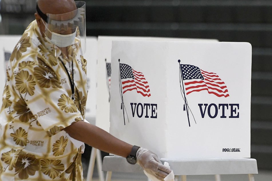 North Carolina judges rule that ex-felons in the state can register to vote