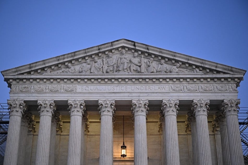 The Supreme Court is set to hear a challenge to Purdue Pharma's $6-billion opioids settlement protecting the Sackler family from further litigation.