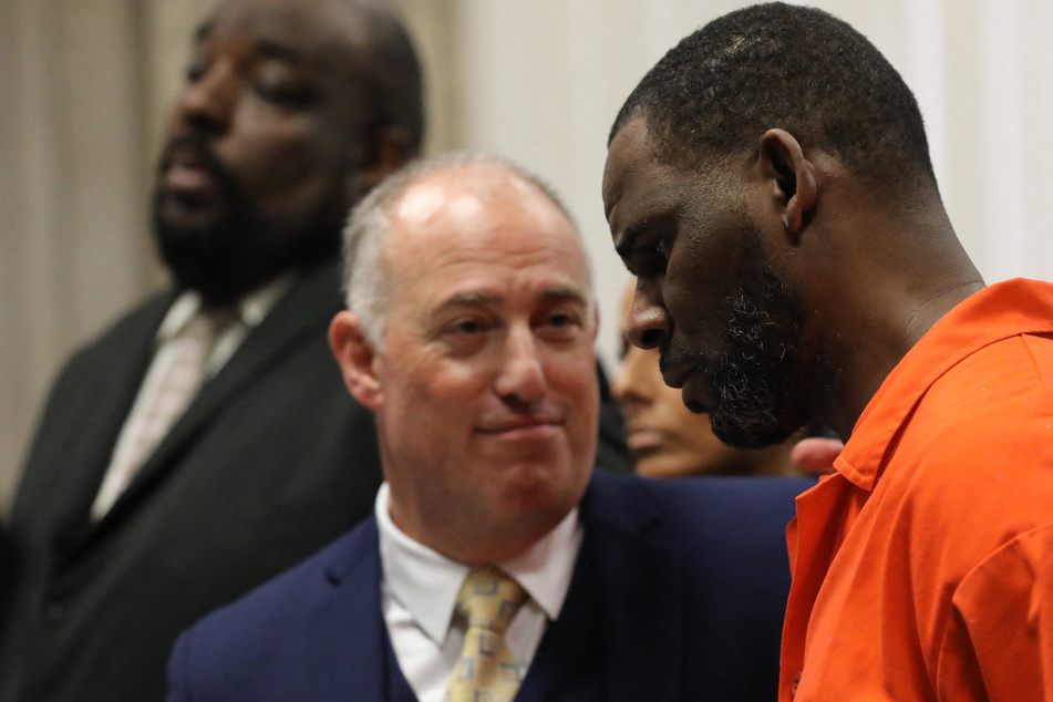 R. Kelly's lawyers accuse star witness of lying in latest shot at overturning conviction