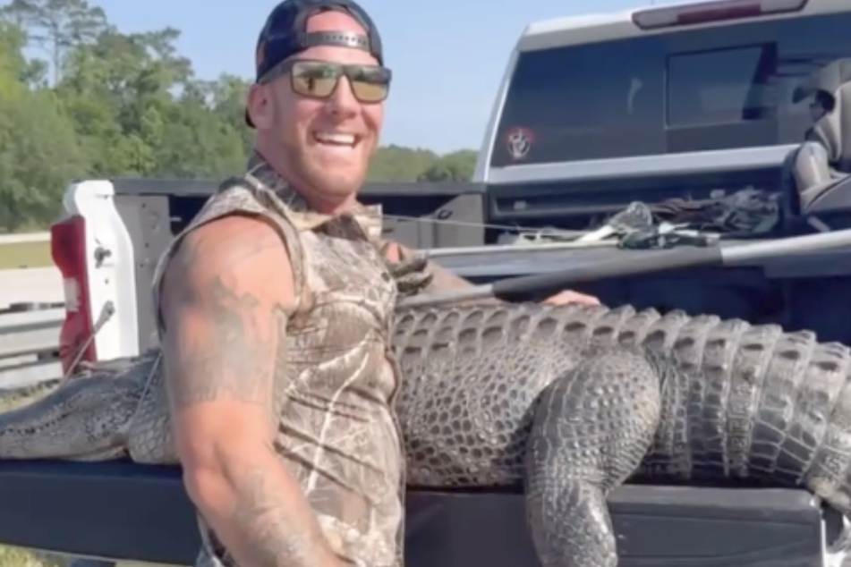 Florida man to the rescue!