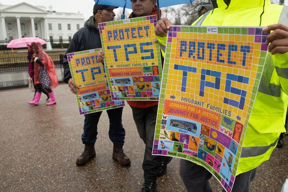 Over 260,000 people at risk of deportation after Biden administration drops the ball