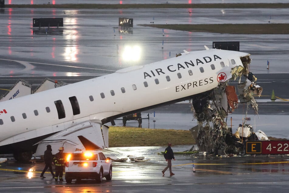 A new report has revealed that two air traffic controllers left early before a fatal collision at New York's LaGuardia Airport.