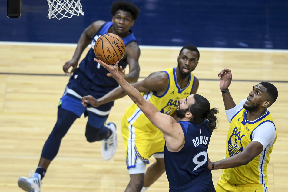 Minnesota Timberwolves guard Ricky Rubio scored led his team to victory over the Golden State Warriors with 26 points.
