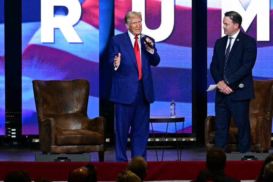 Trump makes big endorsement in Georgia governor's race
