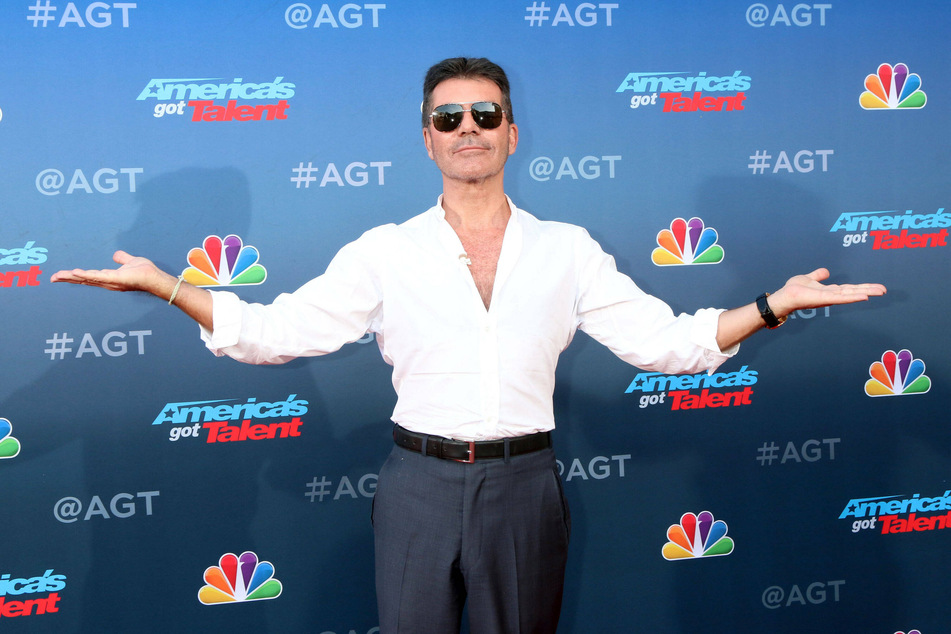 Simon Cowell must have spent a long time planning this prank, with the help of some of the sketchiest contestants in the show's history.