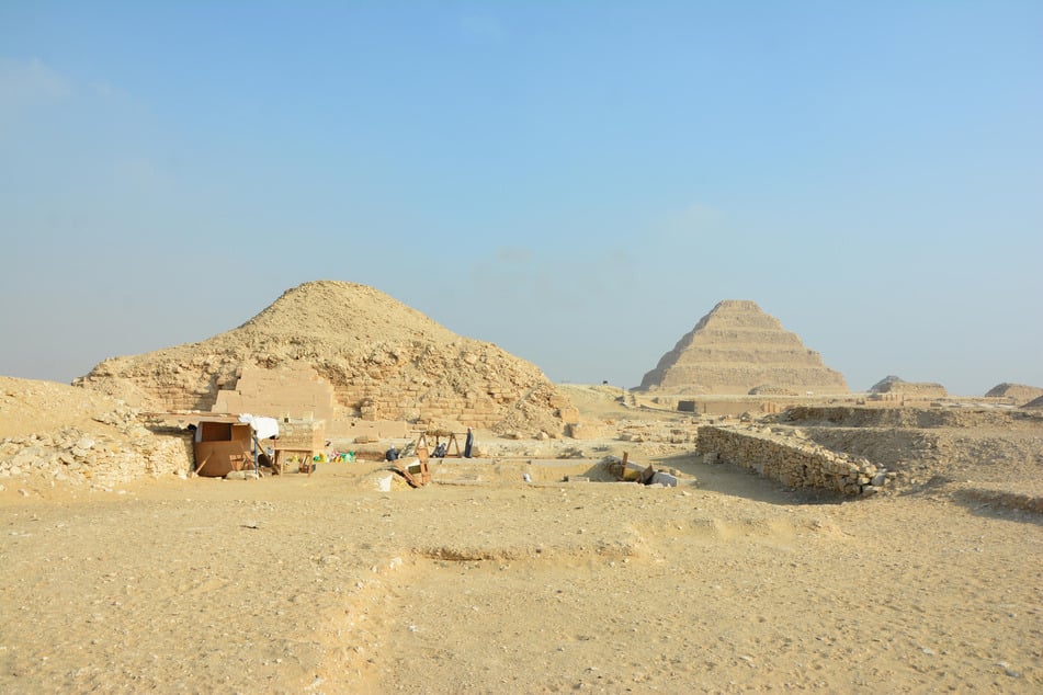 Egyptian archaeologists uncovered several 2000-year-old tombs along the country's Mediterranean coast.