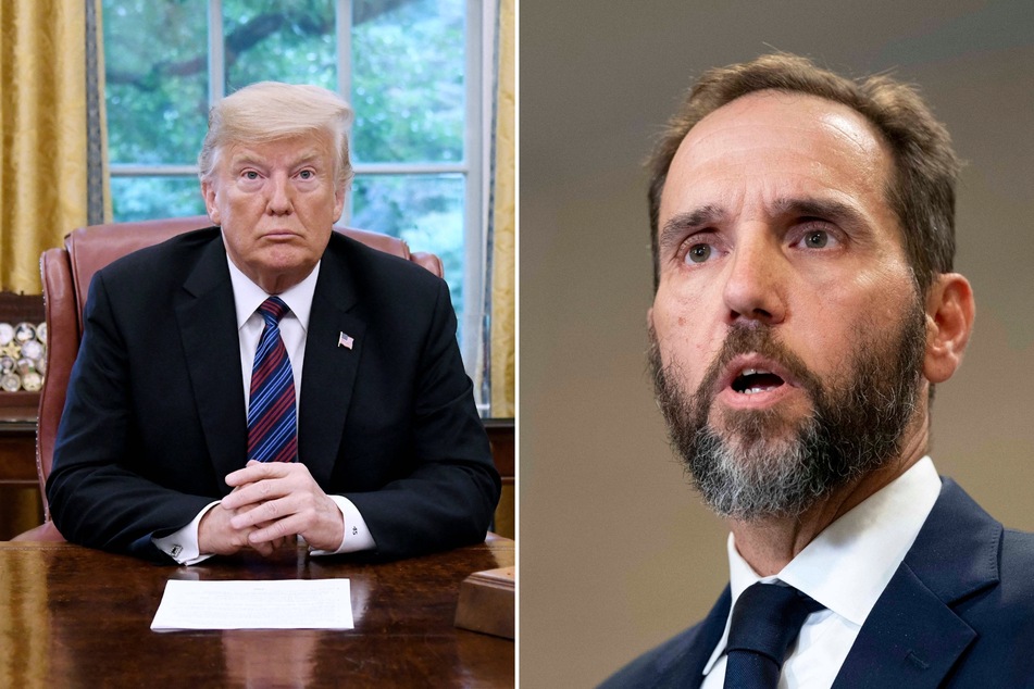 Prosecutors in Donald Trump's (l.) classified documents case criticized the judge's recent decision to allow documents to be deemed "personal" during trial.