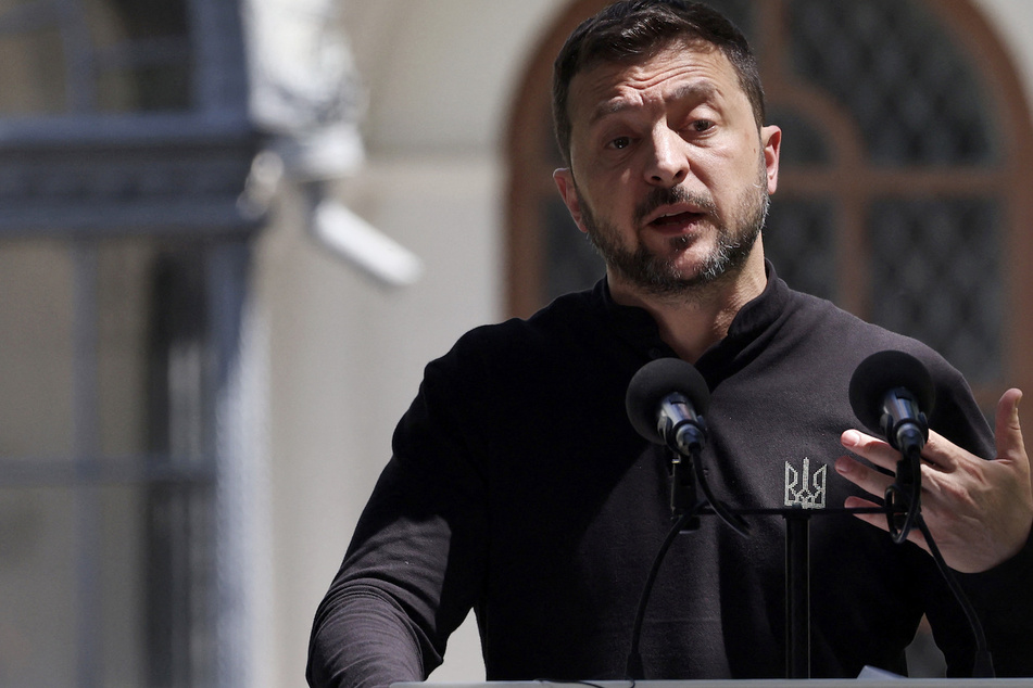 Zelensky says he is developing a "plan" to end war with Russia