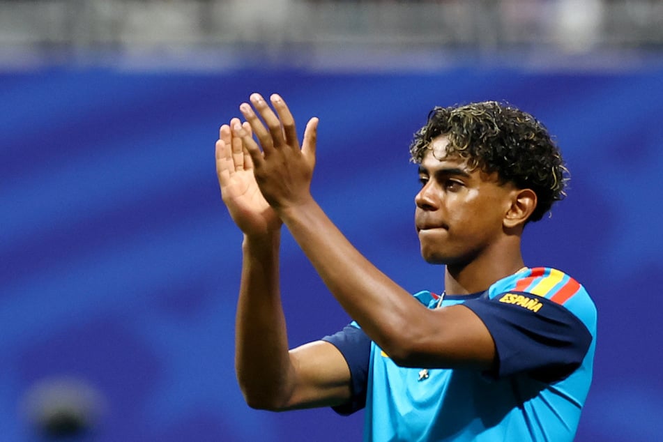 Spain's Lamine Yamal applauds their fans after the World Cup Group H match against Saudi Arabia on June 21, 2026.