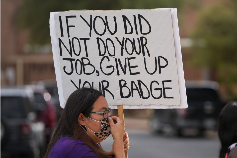 The responding police officers have faced intense scrutiny for not intervening sooner despite the emergency.
