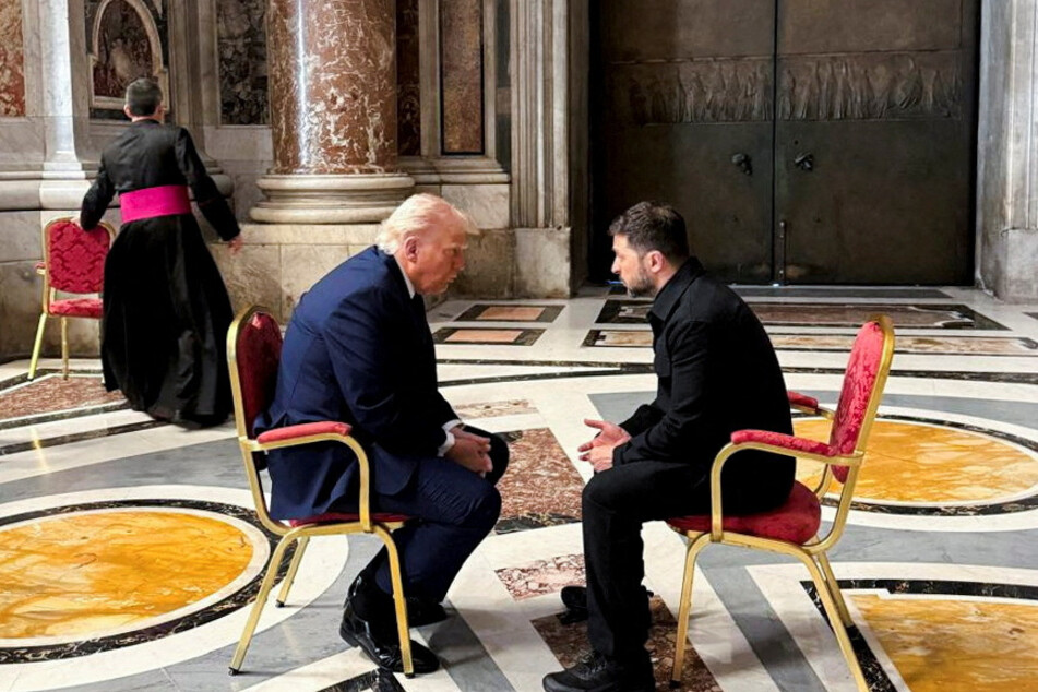 Ukraine's President Volodymyr Zelensky (r.) and US President Donald Trump meet at the Vatican while attending the funeral of Pope Francis on April 26, 2025.