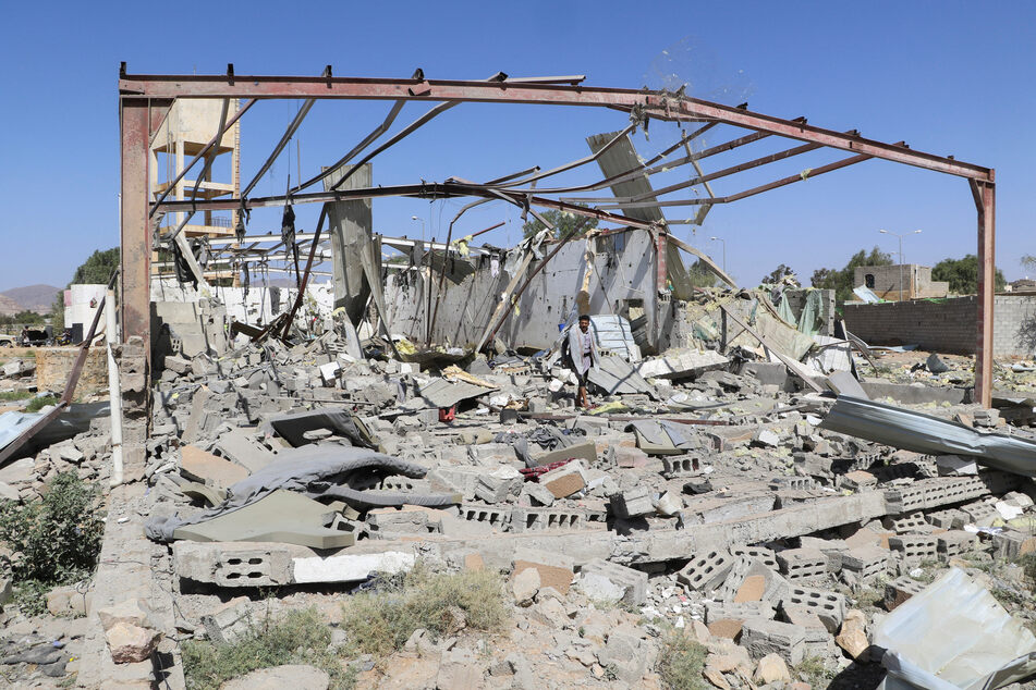 A US attack destroyed a building housing African migrants, killing at least 68 peoeple.