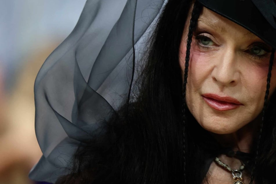 Madonna dances back into critics' good graces with Confessions II