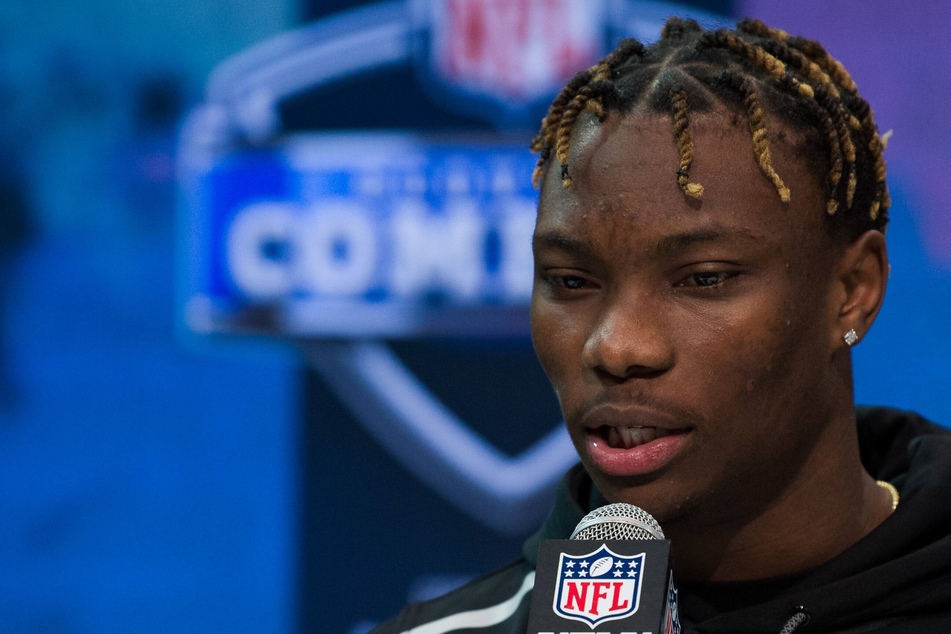 Raiders receiver Henry Ruggs III fired after fatal car crash