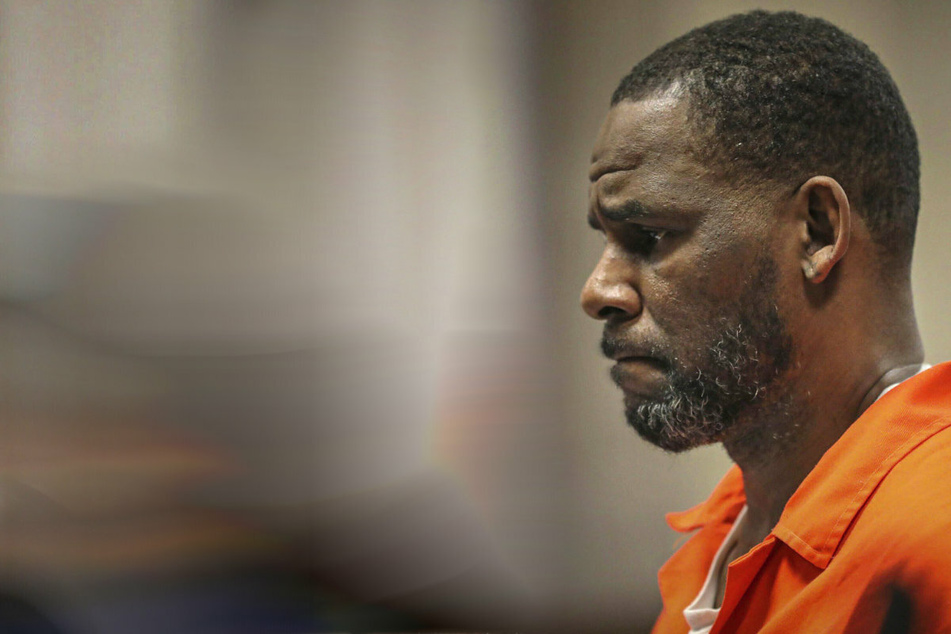 R. Kelly's bid to delay sentencing in New York conviction shot down