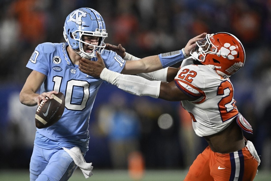 College football preseason: The top quarterbacks to watch out for