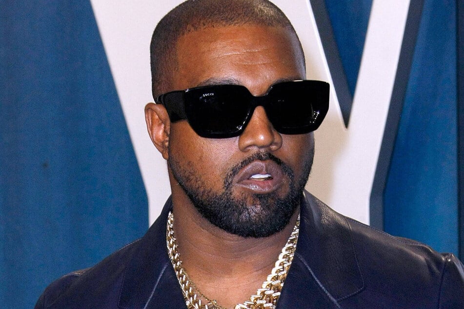 Kanye West has scored permission from officials to perform in the Netherlands next month, despite the "reprehensible statements" he's made in the past.