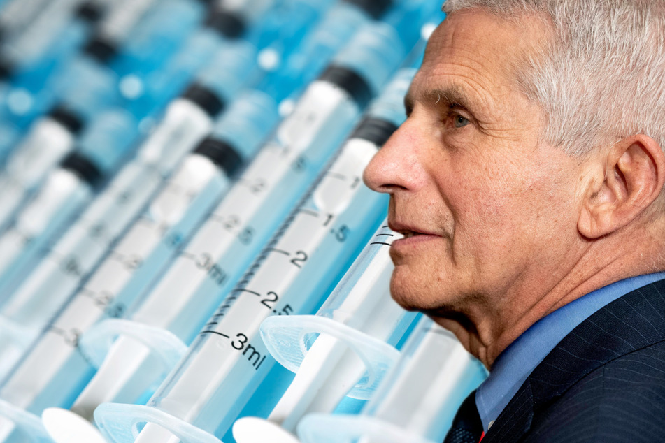 Fauci floats pricey "prototype" vaccine program to prevent future pandemics