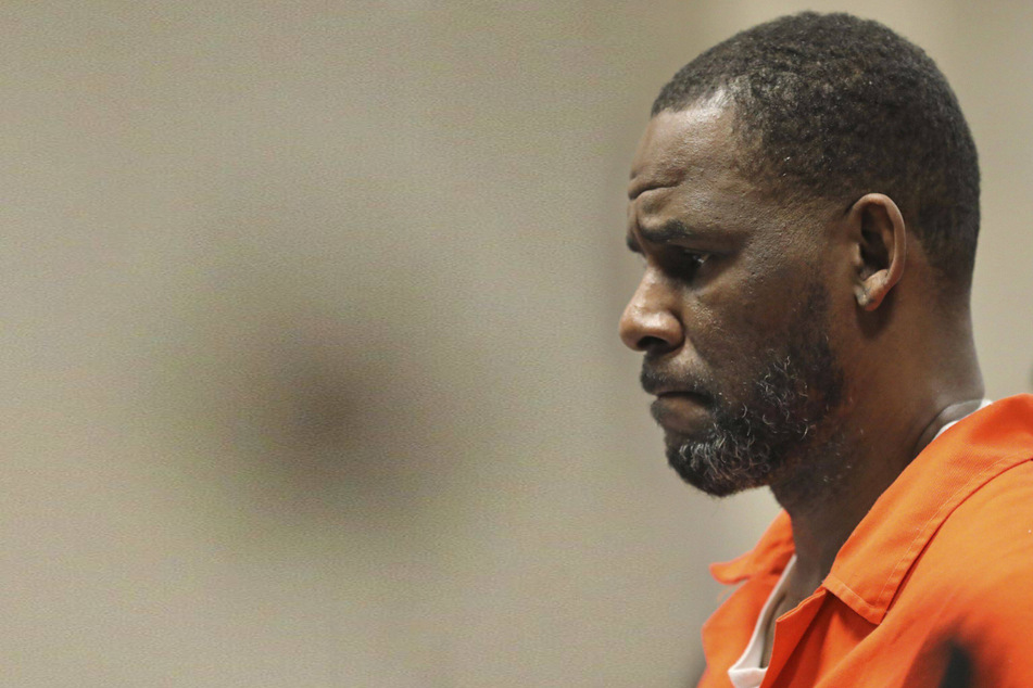 R. Kelly is moved to New York jail and hires new lawyer ahead of trial