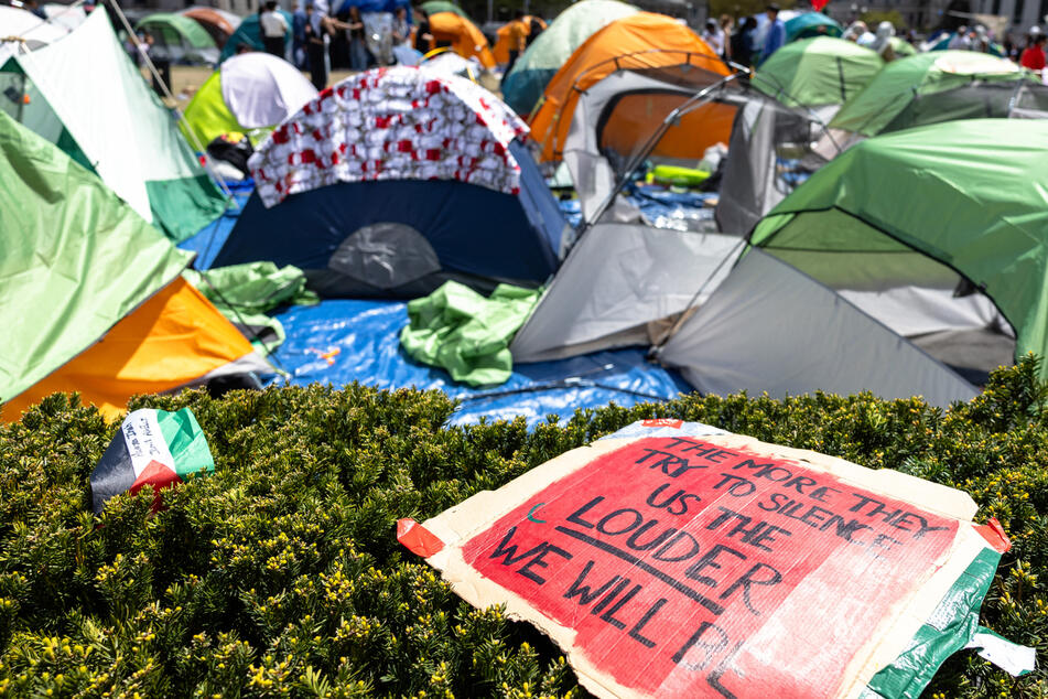 Pro-Palestinian student protesters and Columbia officials find tense truce