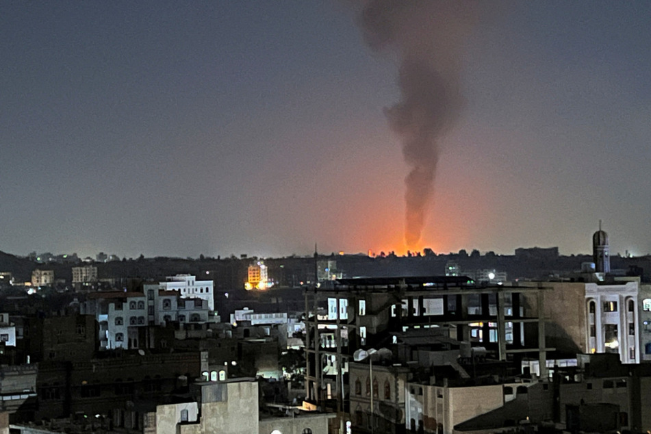 US and UK launch new wave of strikes on Yemen