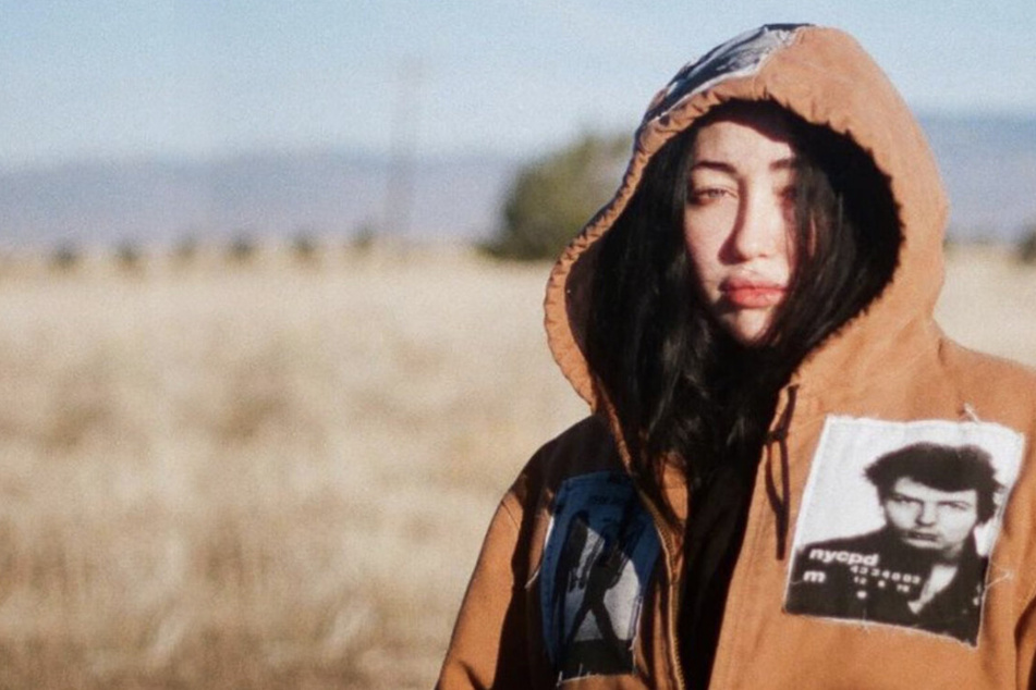 Noah Cyrus gets raw about addiction with new song: "I lost any hope to live"