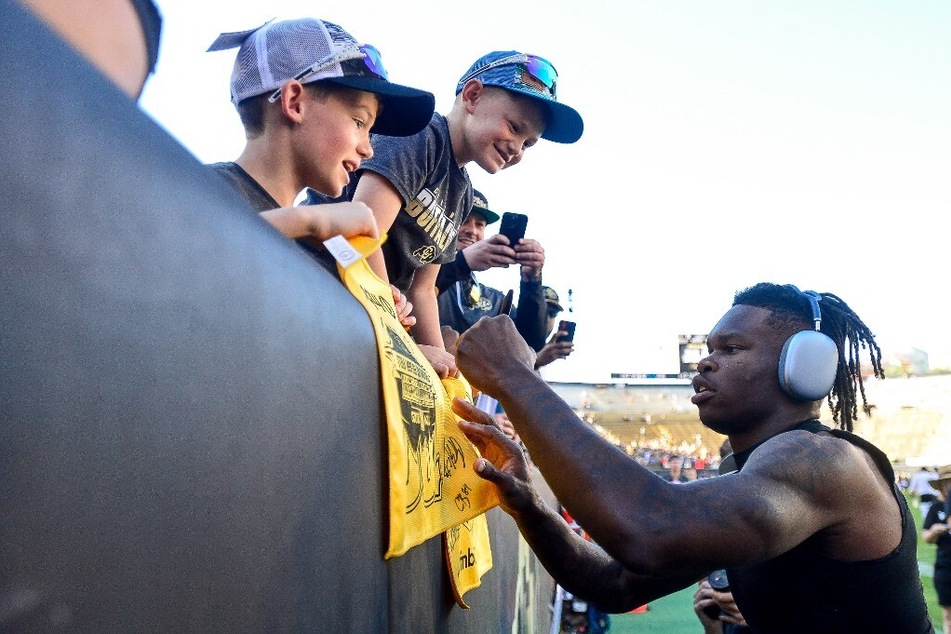 Colorado Football gets huge blow with Travis Hunter injury ahead of major showdowns