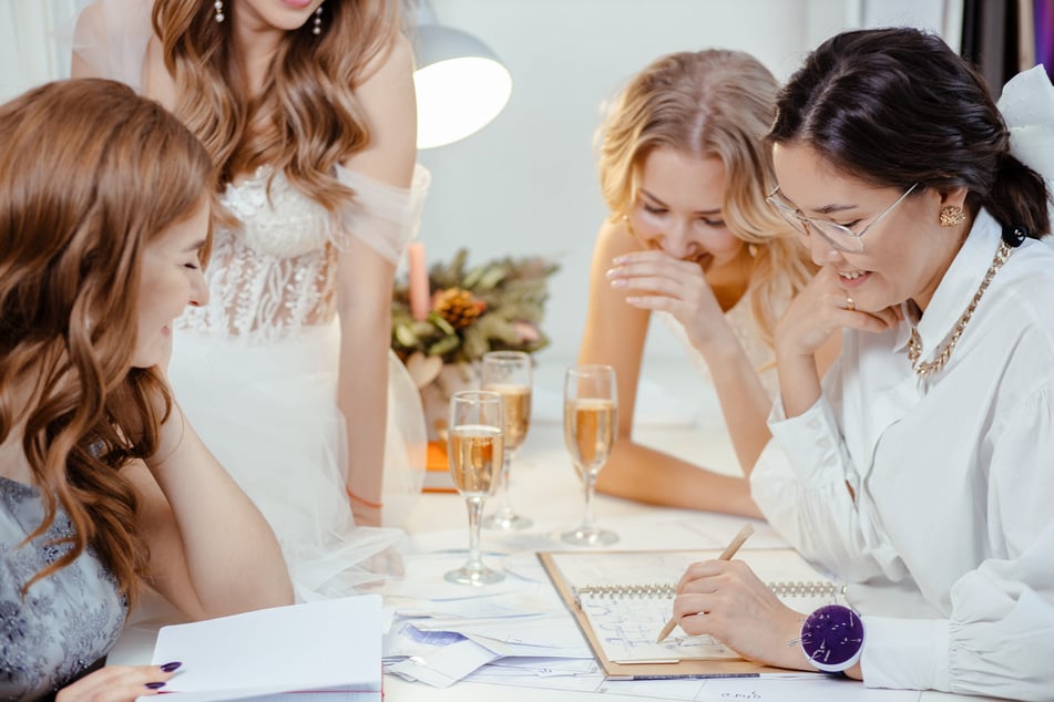 Pearl Planner is your saving grace, making planning seriously a breeze!