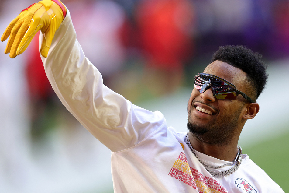 New England Patriots snap up Super Bowl winner JuJu Smith-Schuster from Kansas