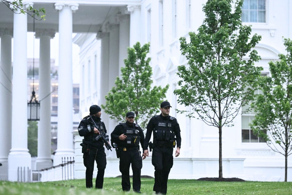 Recent court documents reveal new details about the gunman who opened fire near the White House on Saturday, including his previous run-ins with Secret Service.
