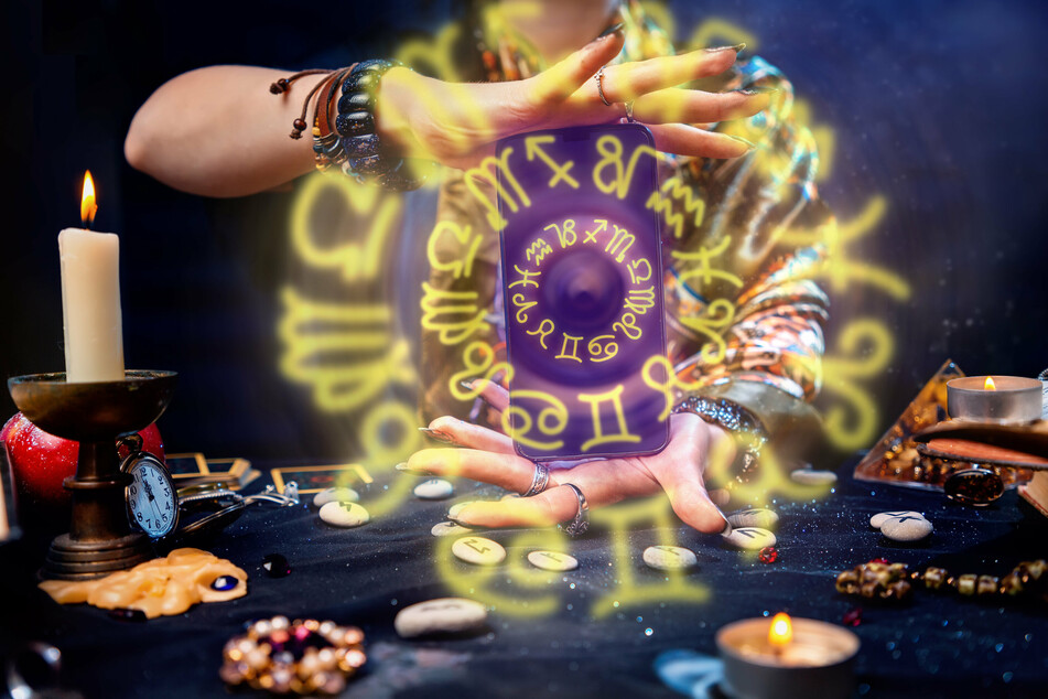 Today's horoscope: Free horoscope for Sunday, December 26, 2021