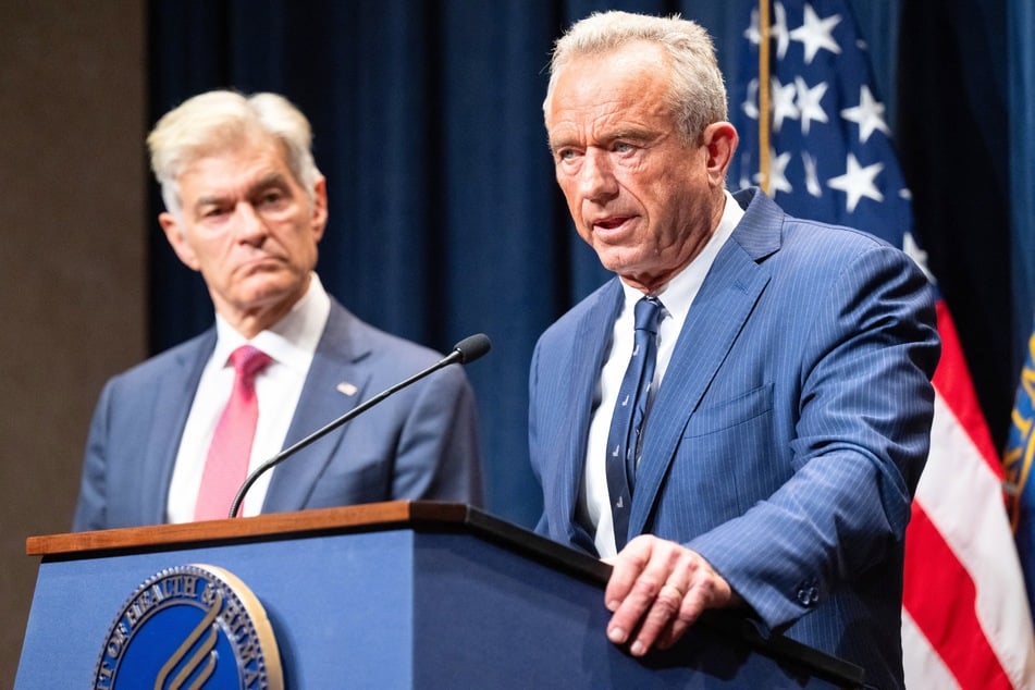 Robert F. Kennedy (r.) and Dr. Oz recently announced they are working with health insurers to ease the "prior authorization" process for patients to get care.