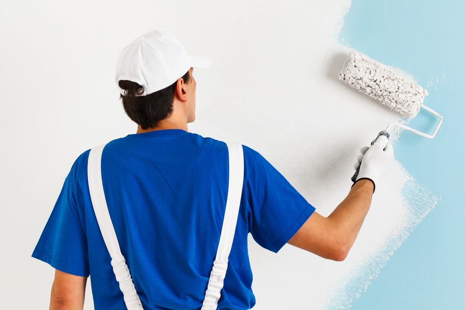 Researchers develop the "whitest paint ever" and it could save the world!