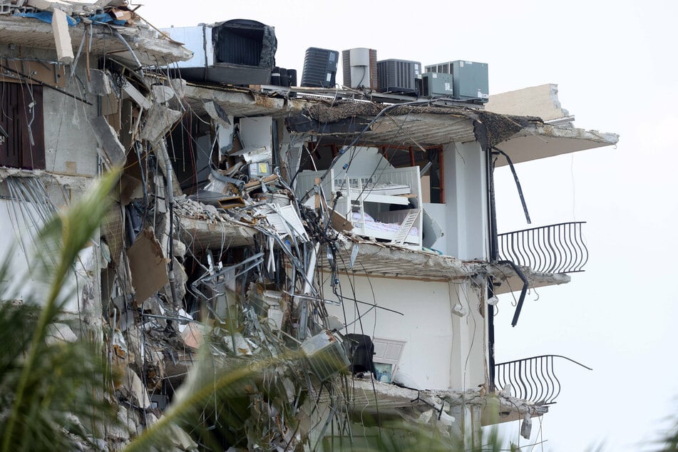 Surfside building collapse: Engineer issued warning of "major structural damage" years ago