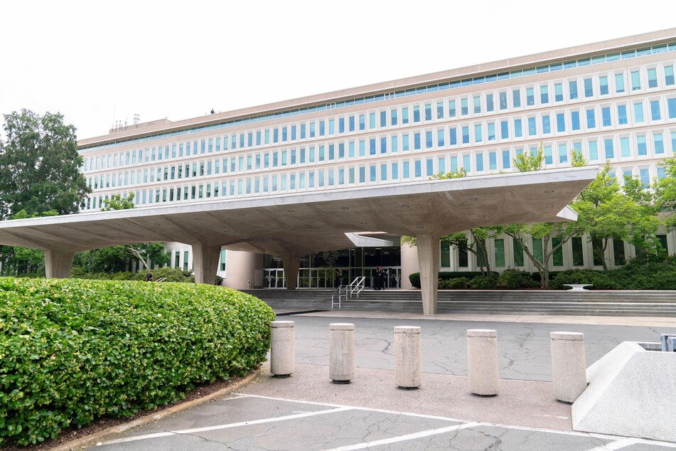 On Thursday, a woman was shot by law enforcement outside the headquarters of the Central Intelligence Agency, and is now in police custody.