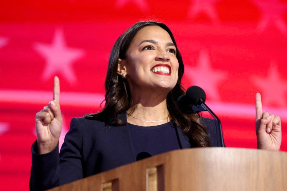 Alexandria Ocasio-Cortez makes big move on DSA membership years after letting it lapse