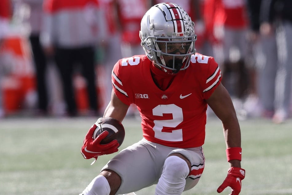 Chris Olave caught two touchdowns against the Spartans on Saturday.