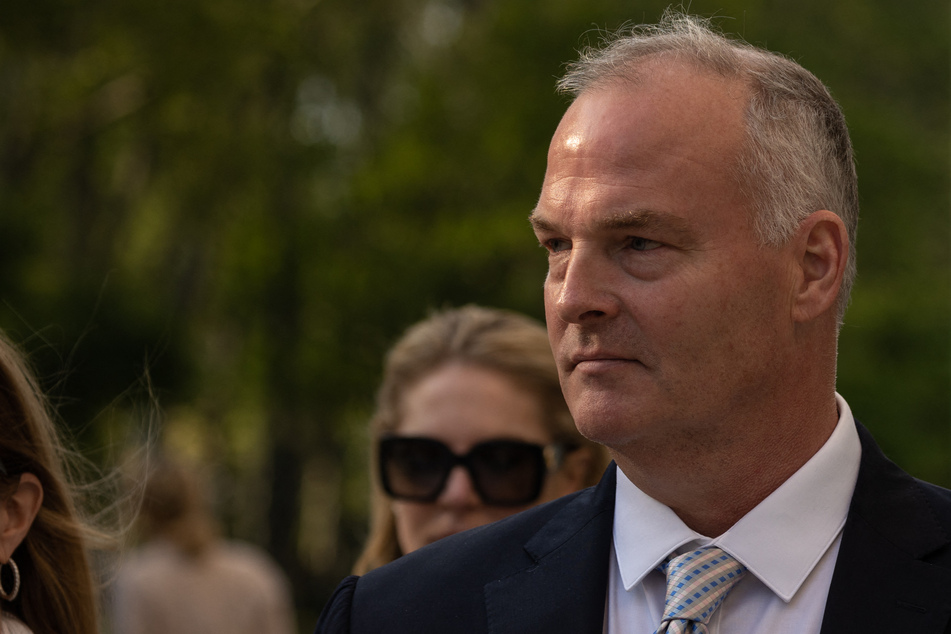 Ex-NYPD cop guilty of helping in persecution of Chinese dissident