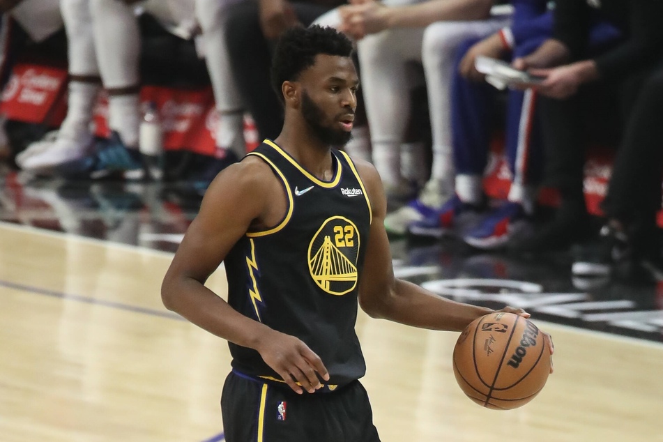 Warriors forward Andrew Wiggins scored 19 points against the Suns on Friday night.