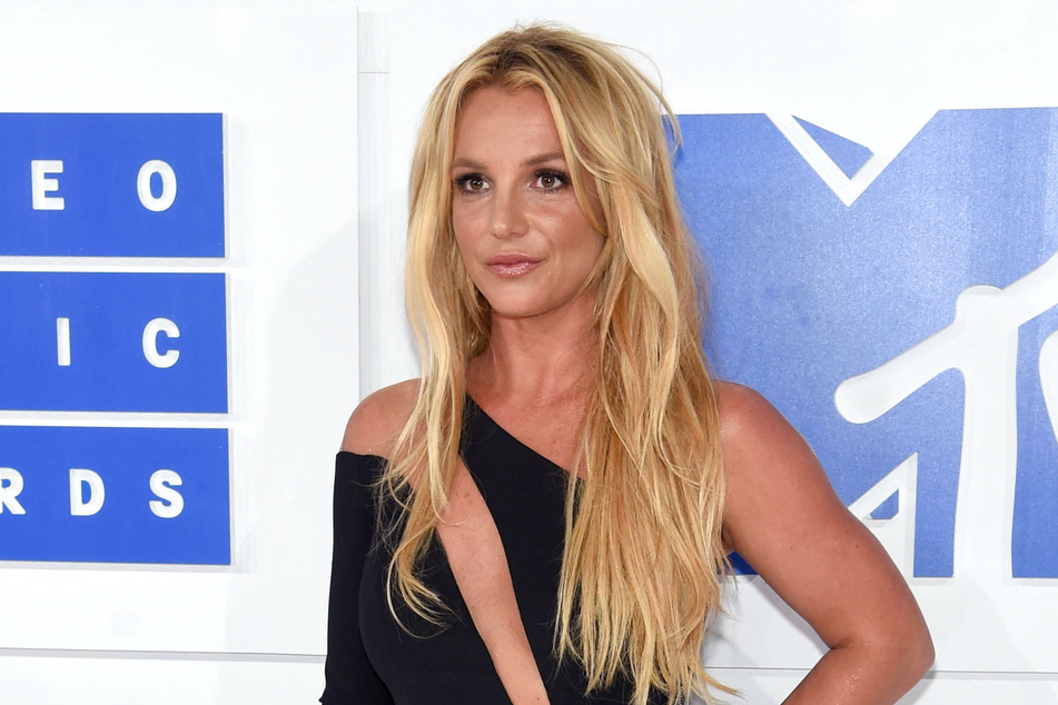 More tea has been spilled over Britney Spears' alleged split from her on-and-off again boyfriend Paul Soliz.