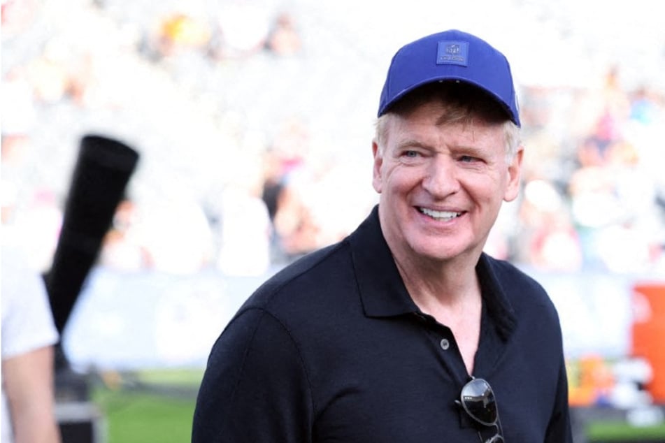 Roger Goodell signs on as NFL commissioner in major extension deal through 2030 season