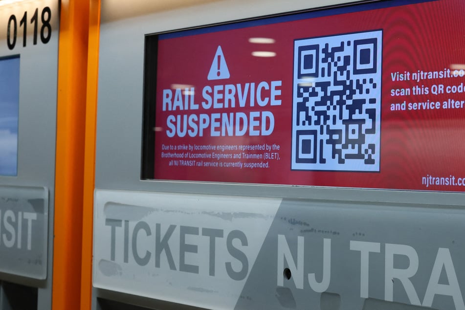 NJ Transit engineers launch historic strike, suspending rail service