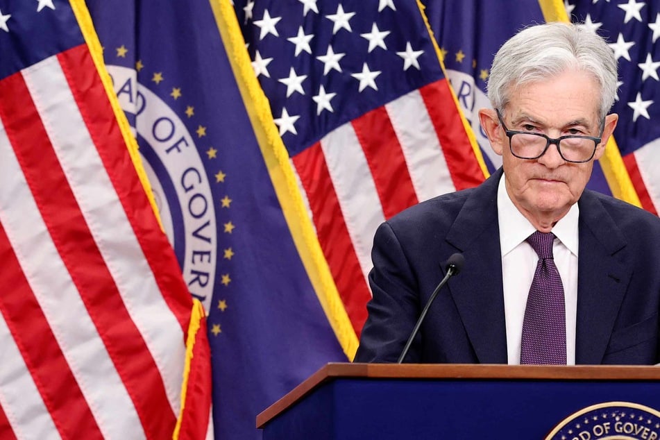 Fed Reserve board taps Jerome Powell to be temporary chief pending Kevin Warsh swearing-in