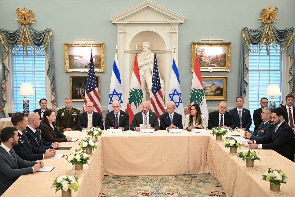 Israel and Lebanon agree to conditional ceasefire after Washington talks