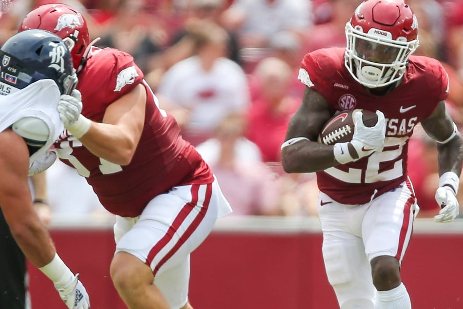 NCAA Football: The Razorbacks run all over the Longhorns at home for a surprising win